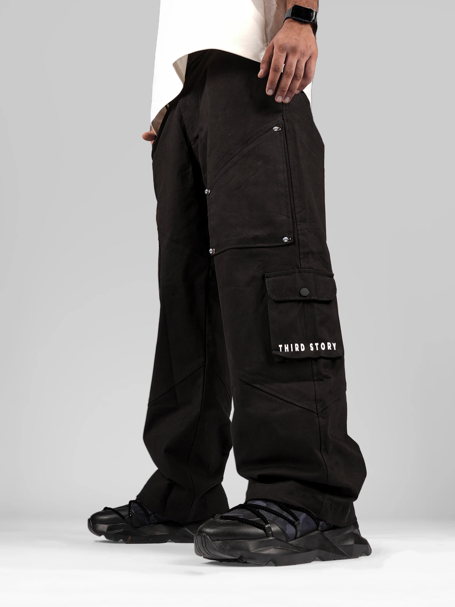 Black Patch Cargo - Third Story